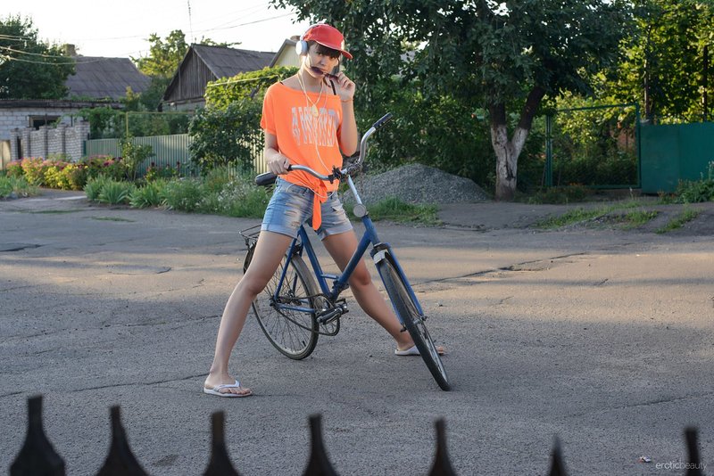 Наденька, 25 лет, 2 размер груди